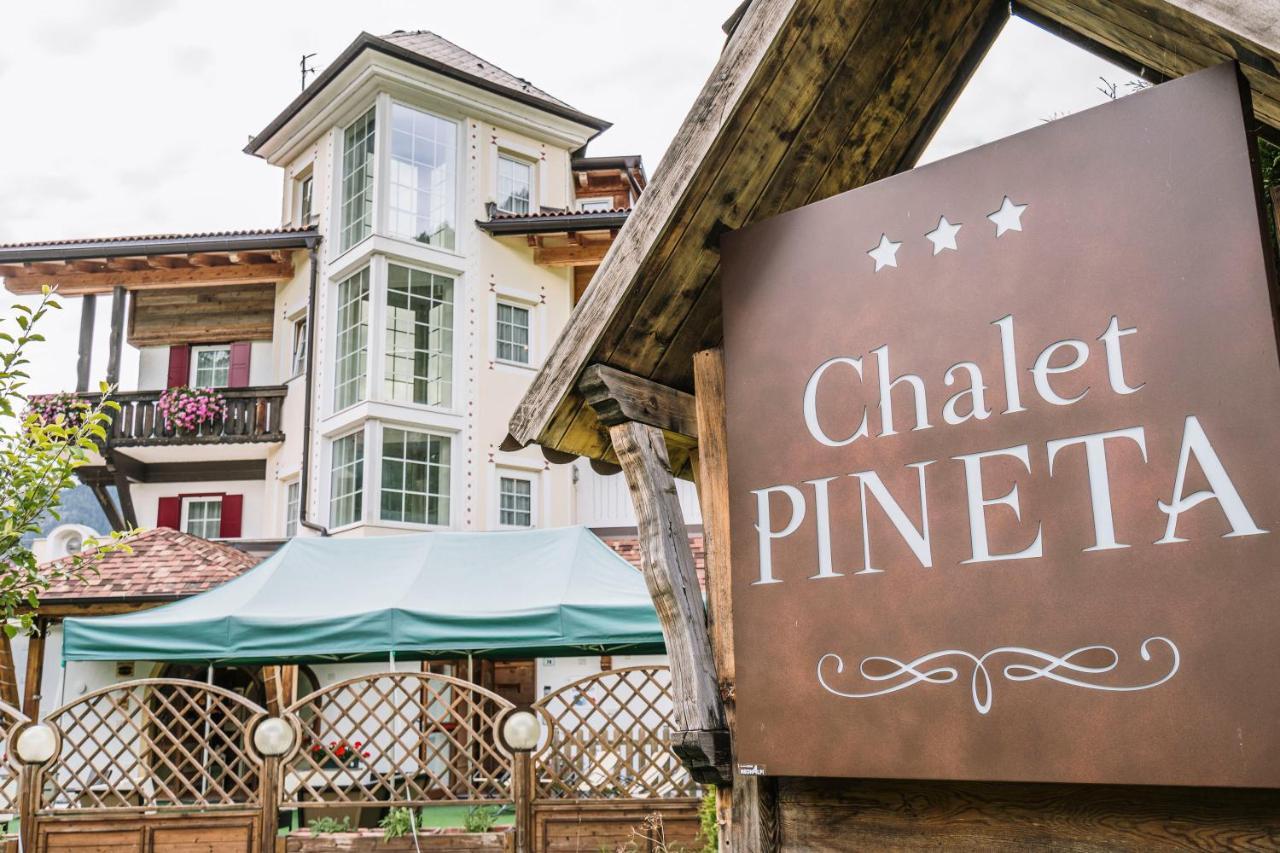 Chalet Pineta Relax Location Canazei Eksteriør billede