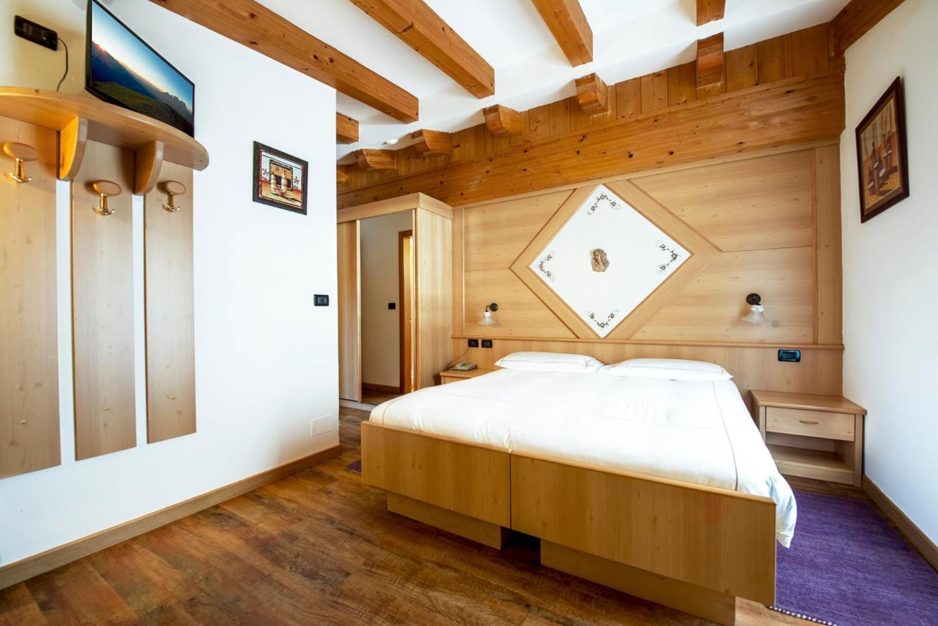 Chalet Pineta Relax Location Canazei Eksteriør billede