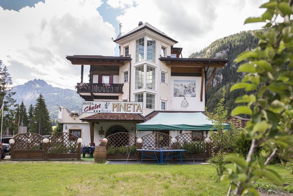 Chalet Pineta Relax Location Canazei Eksteriør billede